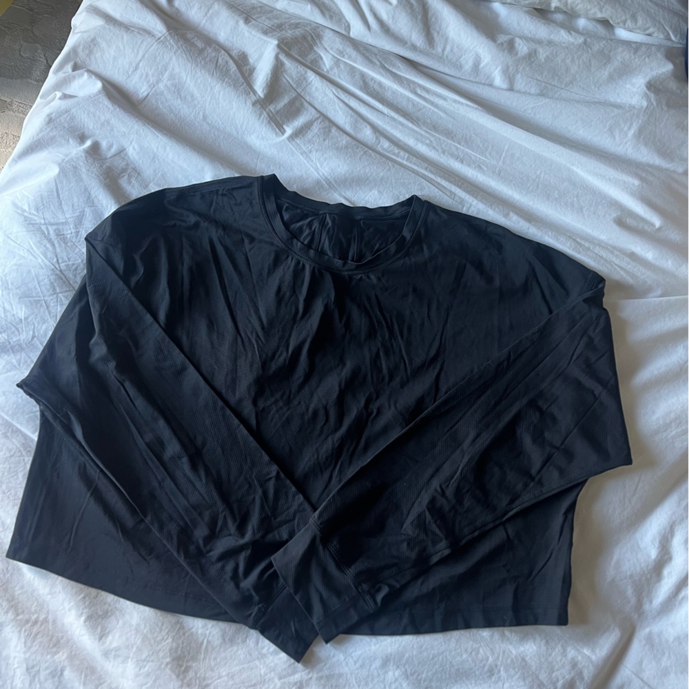 Lululemon workout top